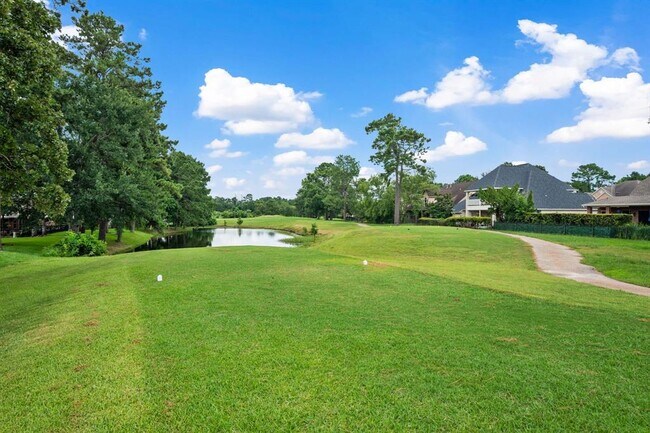 Building Photo - 8714 Malardcrest Dr