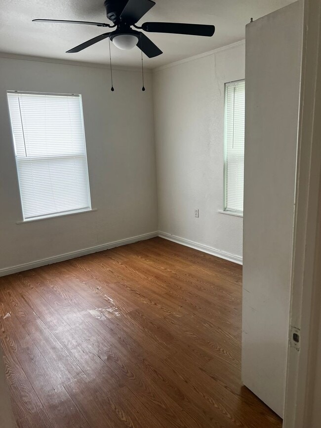 Building Photo - 2662 Olive St