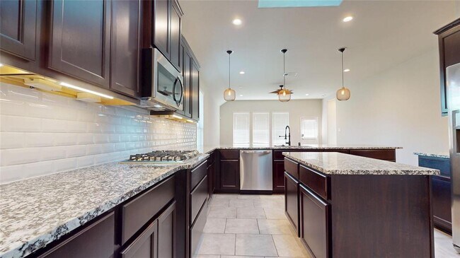 Building Photo - 5434 Wildbrush Dr