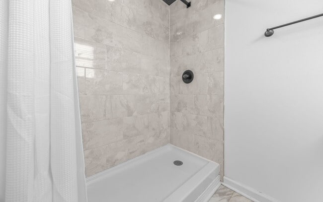 Building Photo - 8308 Nathan Ave