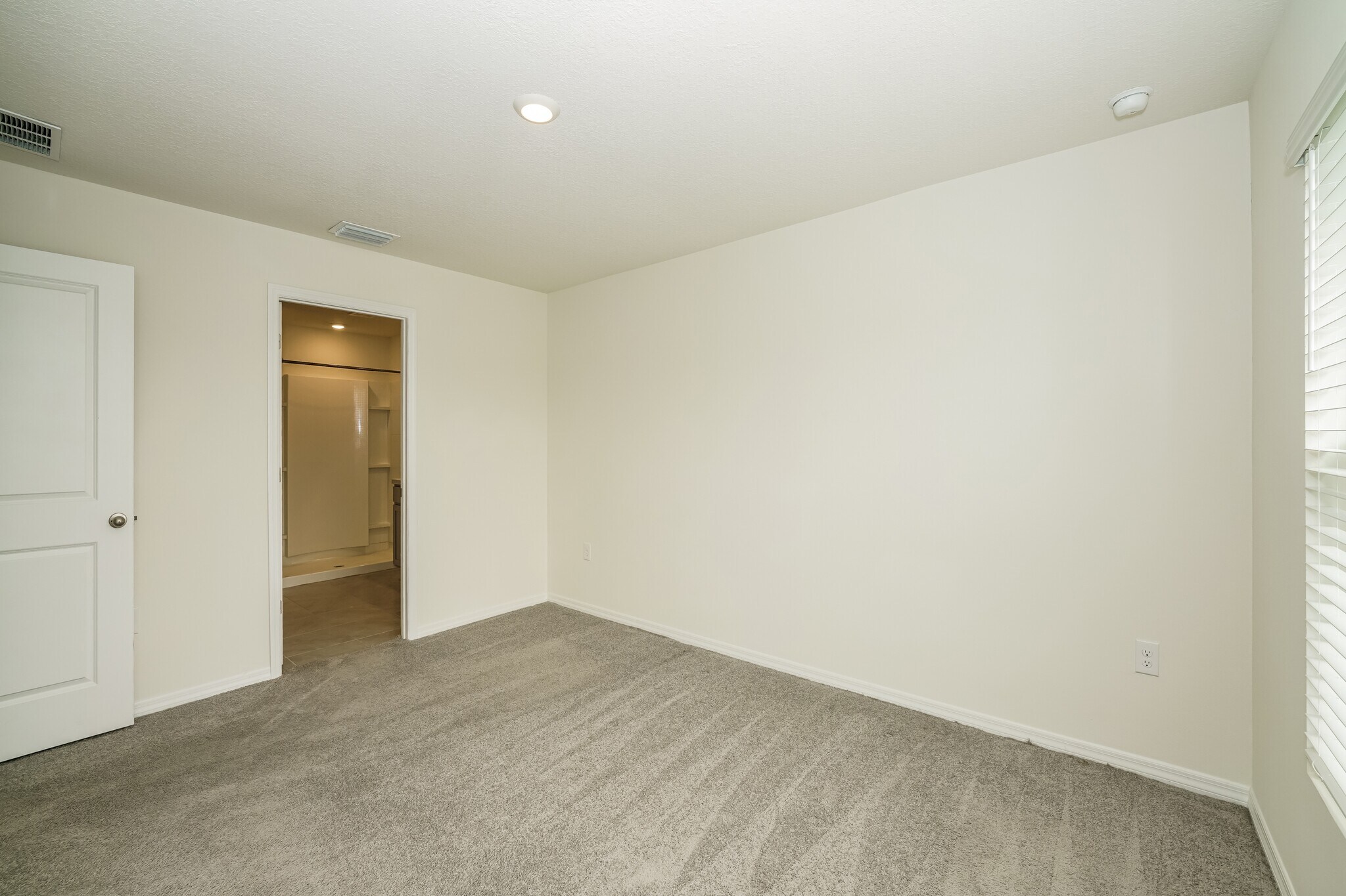 Building Photo - 796 SE 66th Terrace