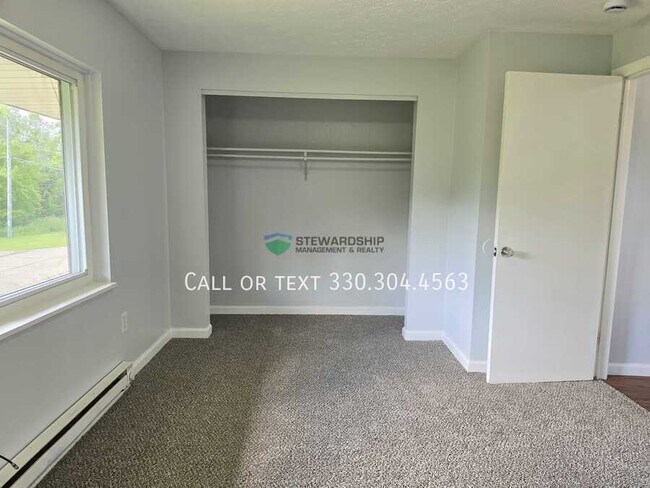 Building Photo - 1111 N Elm St