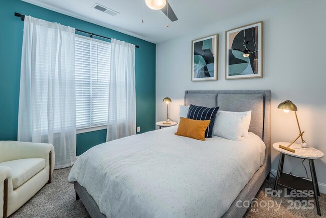 Building Photo - 12509 Crown Park Ct