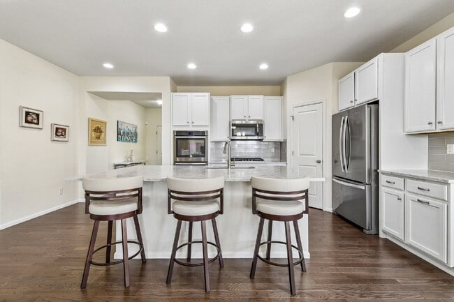 Building Photo - 7956 S Grand Baker Way