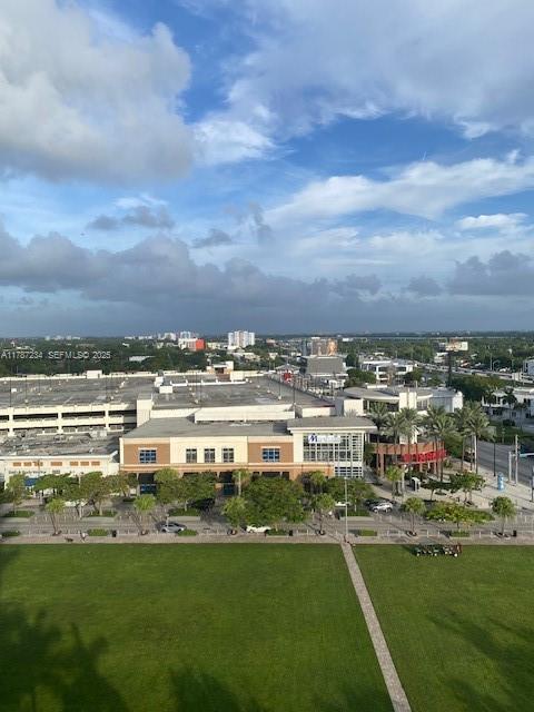 Building Photo - 3451 NE 1st Ave