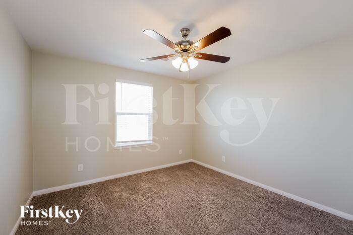 Building Photo - 1603 Yellow Stone Dr