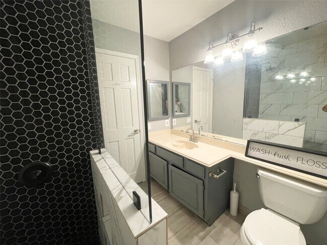 Building Photo - 8318 Hot Springs Dr