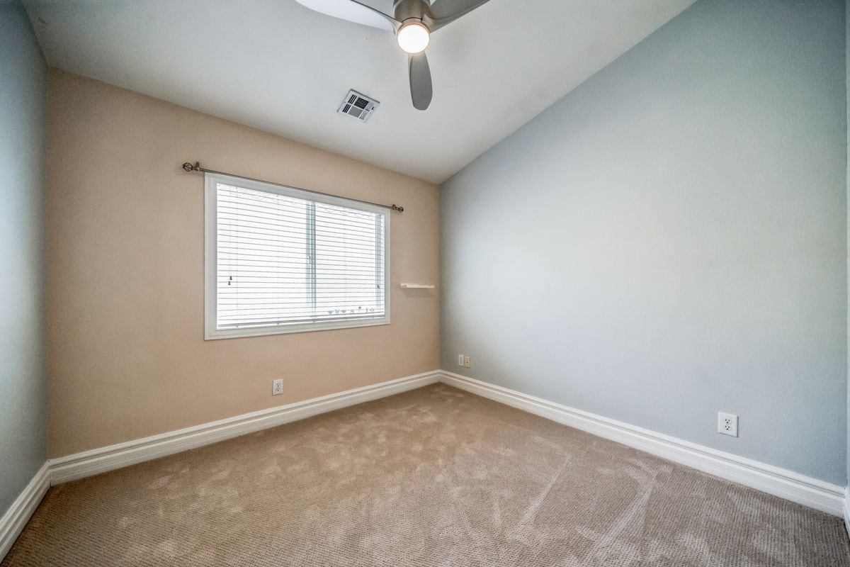 Building Photo - 187 Wicked Wedge Way