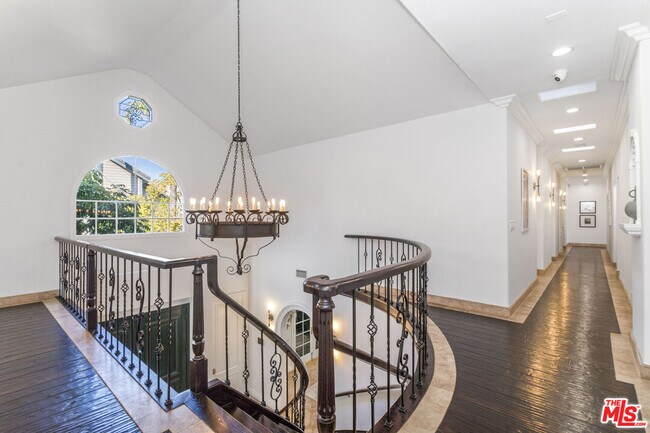 Building Photo - 17230 Silver Ln