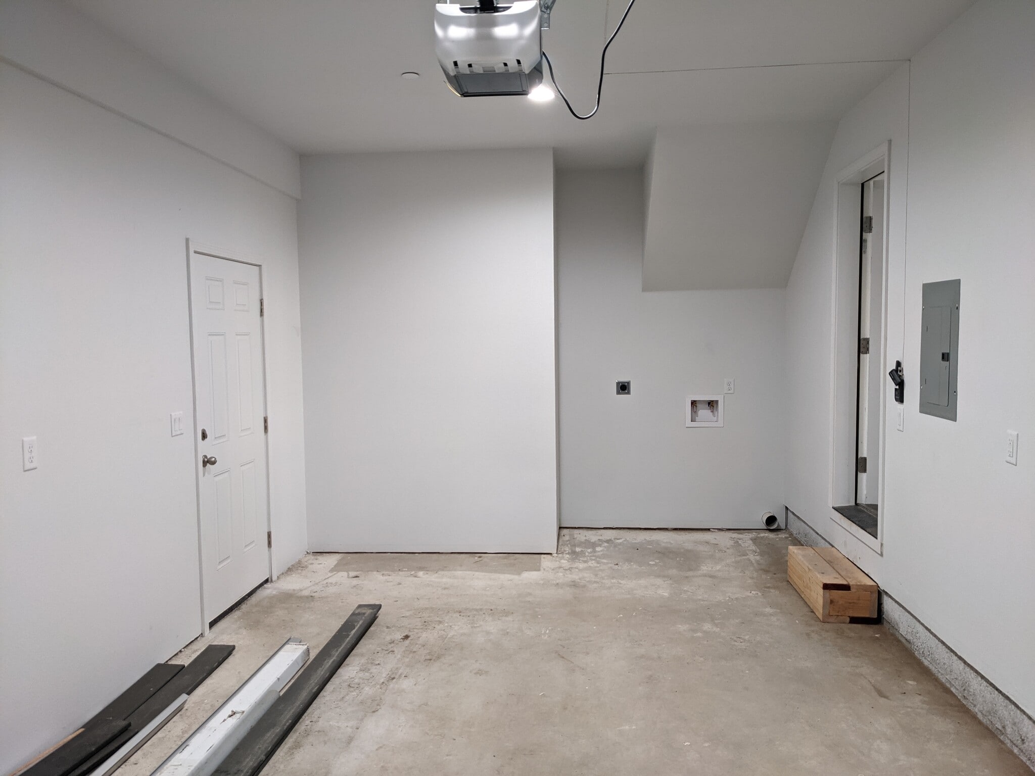 Garage with Washer Dryer hookups - 2399 Karen Ct