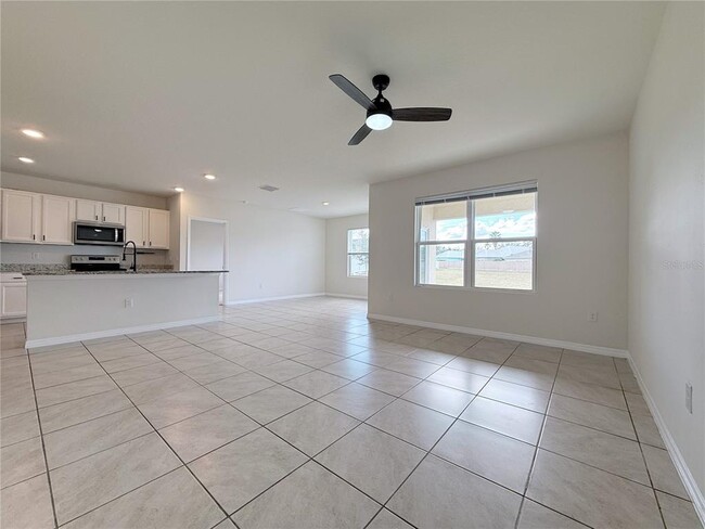 Building Photo - 2703 Rowan St