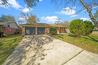 Building Photo - 5015 Fitzwater Dr