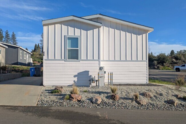 Building Photo - 6656 Pentz Rd