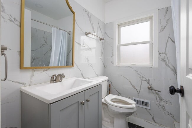 Building Photo - 12026 Wayburn St