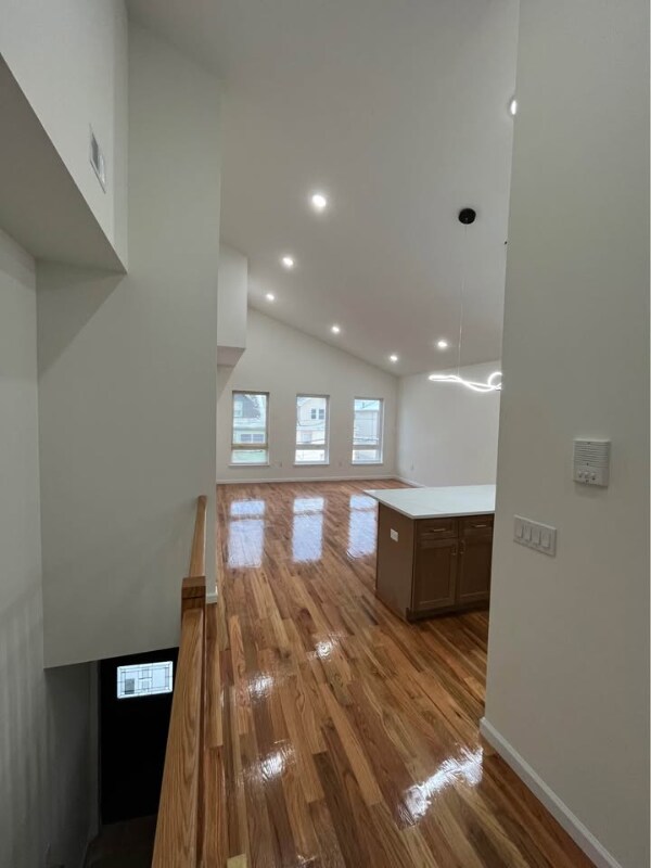 Building Photo - 121 Osborne Terrace