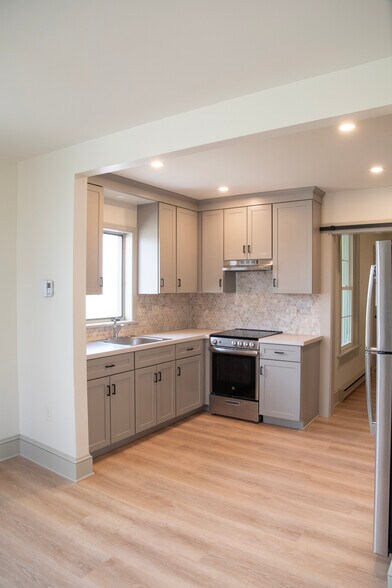 Building Photo - 2493 Mount Joy Rd