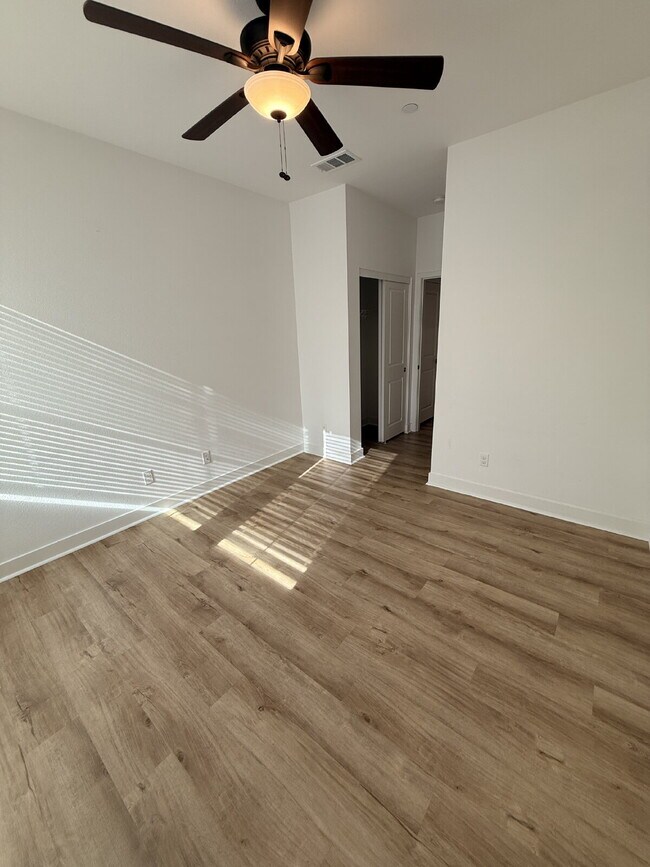 Building Photo - 8711 Aruba Ln