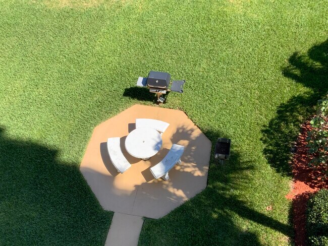 Building Photo - 3200 N Hwy A1A