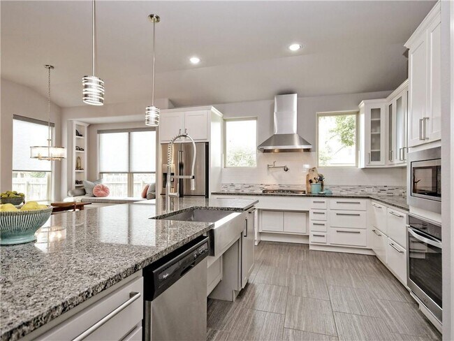 Building Photo - 2410 Allison Way