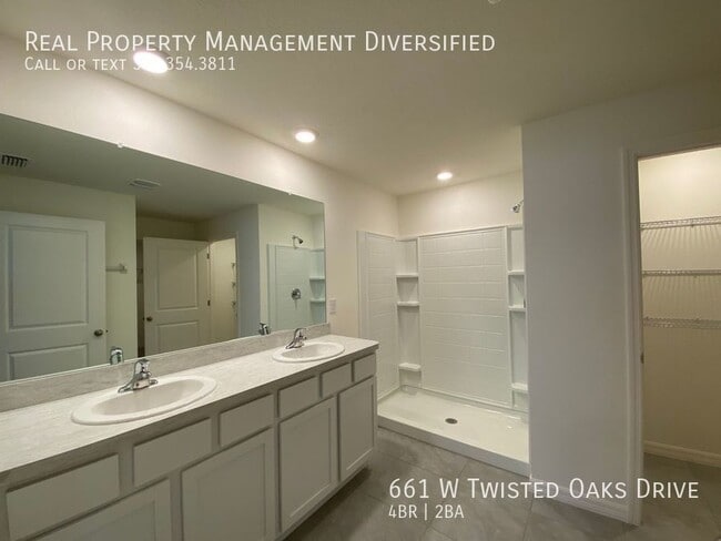 Building Photo - 4801 N Forest Ridge Blvd