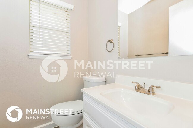 Building Photo - 926 Wateka Way