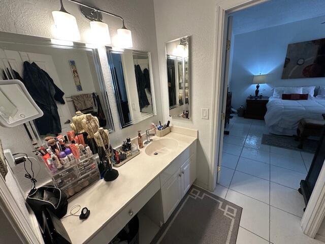 Building Photo - 1113 SW 158th Ave