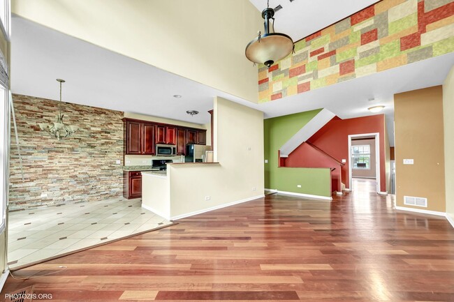 Building Photo - 1342 N Winslowe Dr