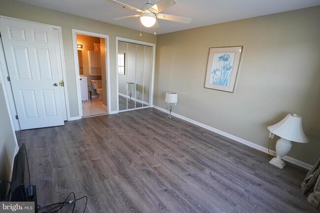 Building Photo - 37182 Harbor Dr