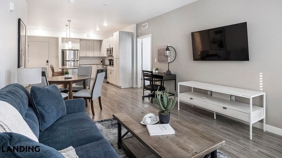 Building Photo - 1760 S Crismon Rd