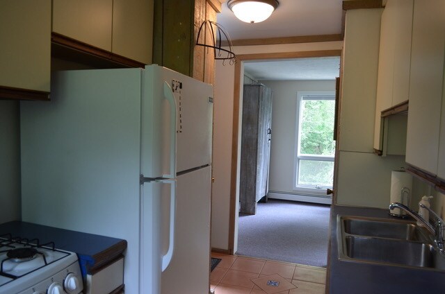 Building Photo - 2 Pine Hill Rd