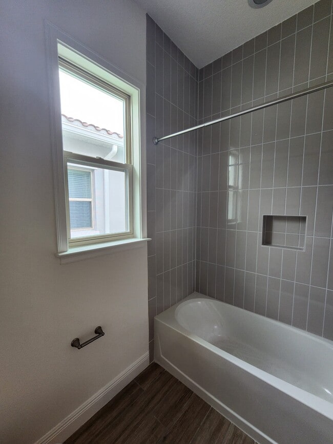 Building Photo - 9714 Bucklow Hill Dr