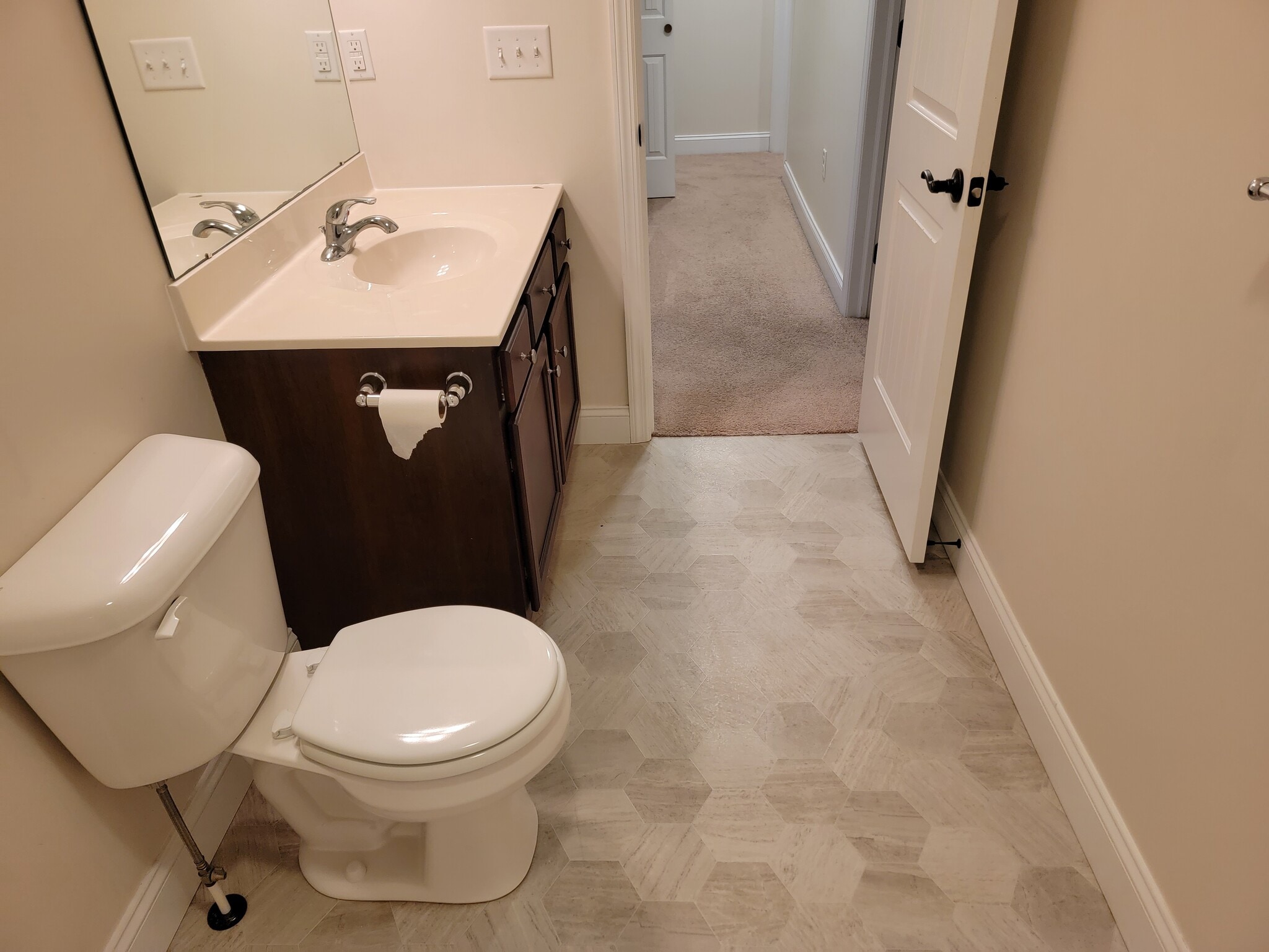 Building Photo - 143 Cedarwood Dr