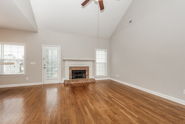 Building Photo - 6033 Lori Anne Dr