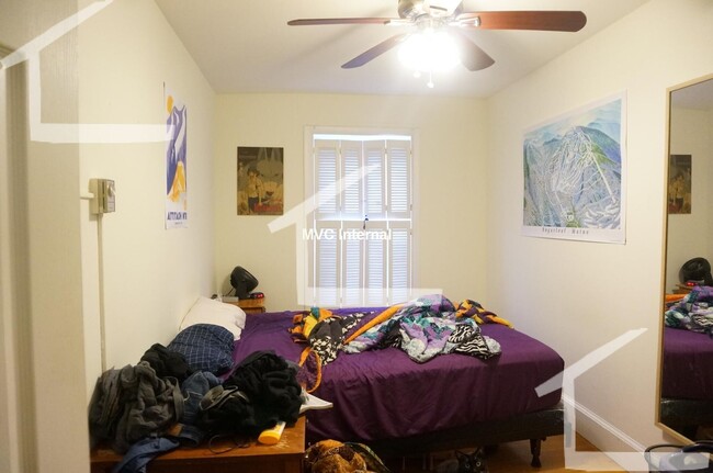 Building Photo - Spacious One Bed Coming Available