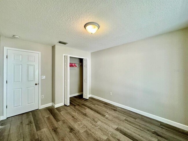 Building Photo - 18112 Canal Pointe St