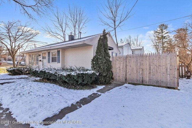 Building Photo - 1420 Snyder Rd