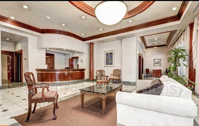 Building Photo - 1230 23rd St NW