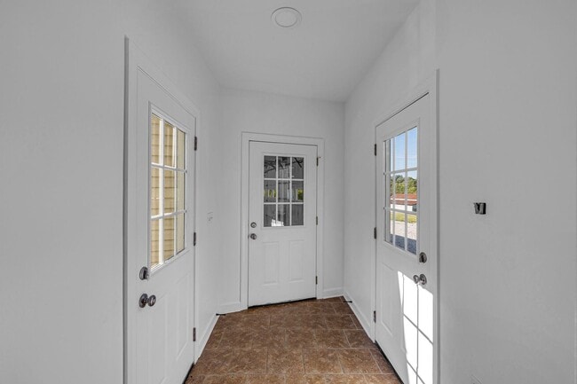 Building Photo - 4861 Bethesda Rd