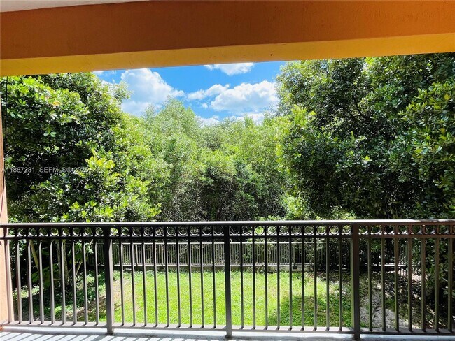 Building Photo - 7636 SW 193rd Ln