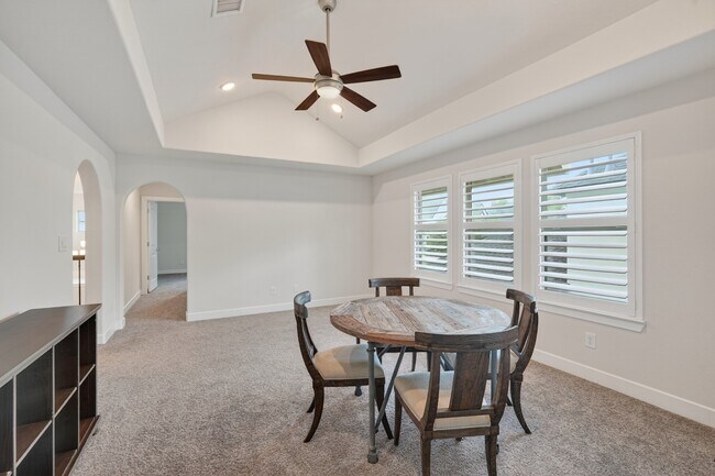 Building Photo - 79 N Curly Willow Cir