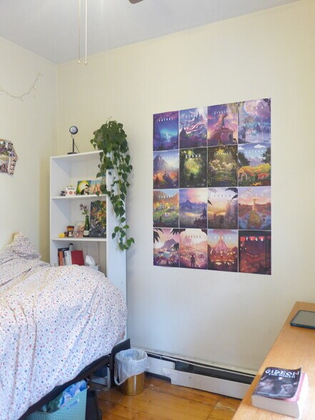 Building Photo - 832 Parker St