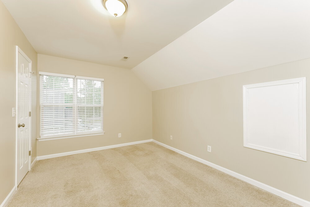 Building Photo - 1650 Sandersted Village Cir