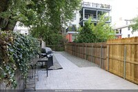 Building Photo - 314 6th St