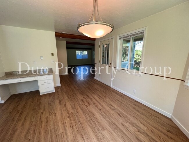 Building Photo - North Adams