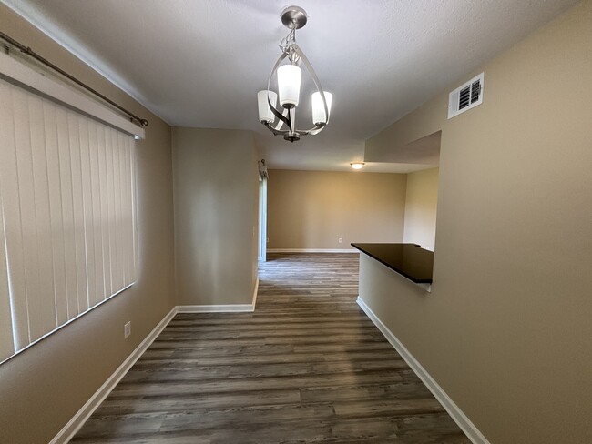 Building Photo - 2409 Barley Club Ct