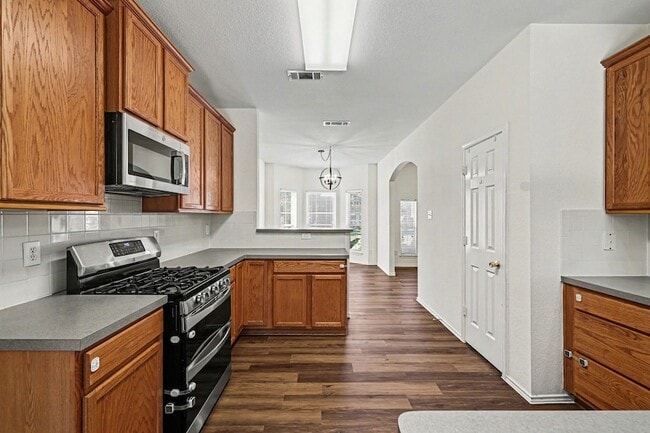 Building Photo - 5506 San Marino Dr