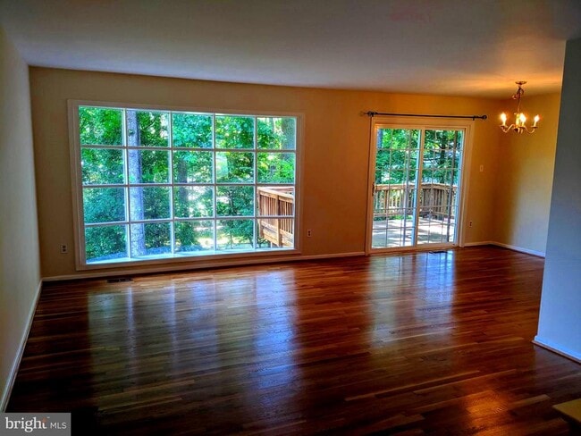 Building Photo - 8702 Thunderbird Ct