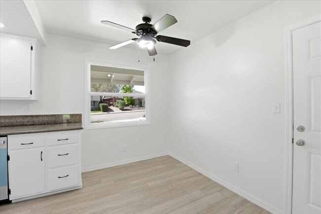 Building Photo - 2986 Calle Quebracho