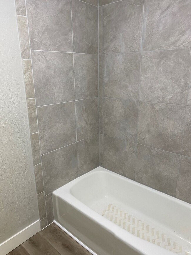 Building Photo - 2970 Main Ave