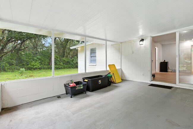 Building Photo - Spacious 4-Bedroom Home in Wildwood – Rece...